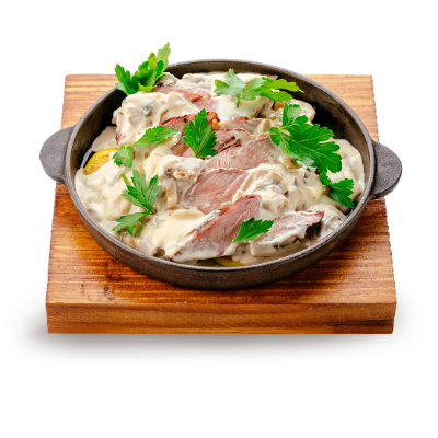 Свиная шея томленая с грибным соусом