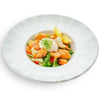 Салат с форелью и яйцом пашот